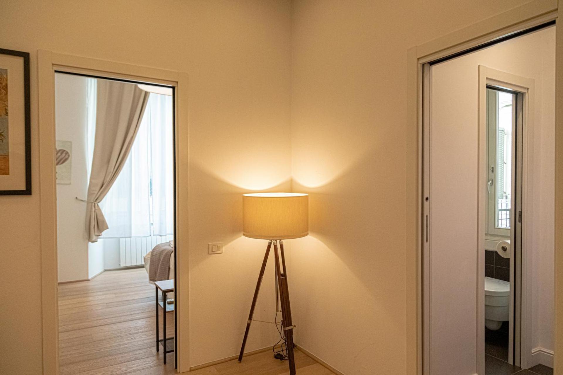 Deluxe In The Heart Of * Florencia